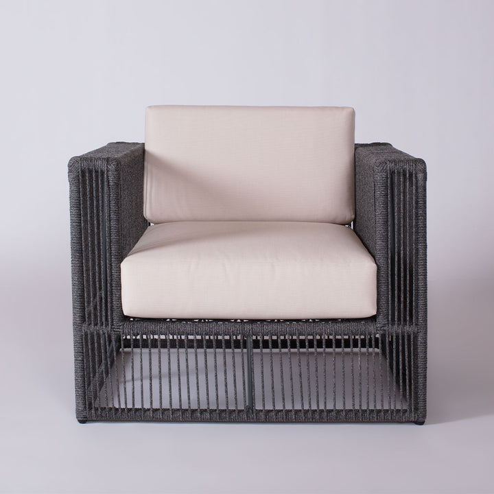 Saranac Arm Chair || Black/White