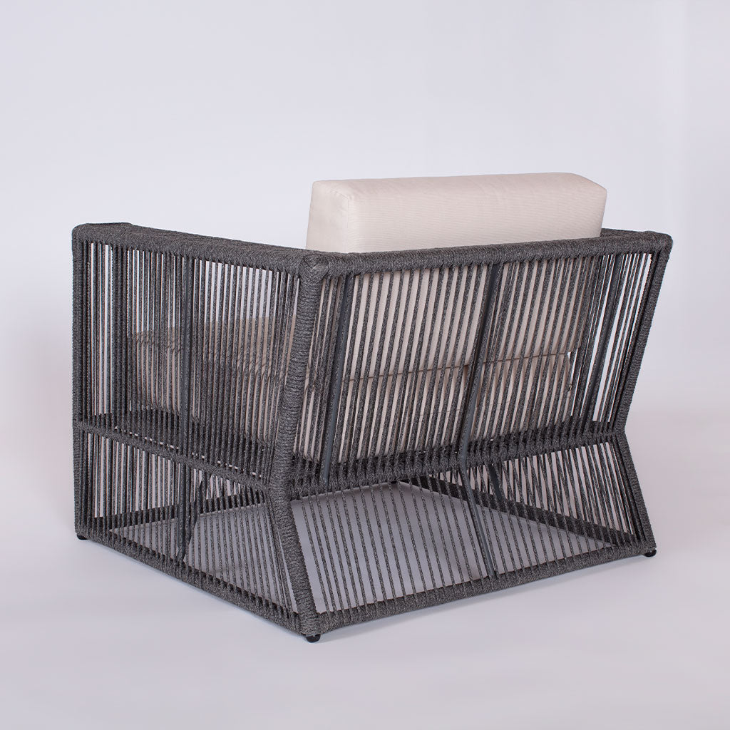 Saranac Arm Chair || Black/White