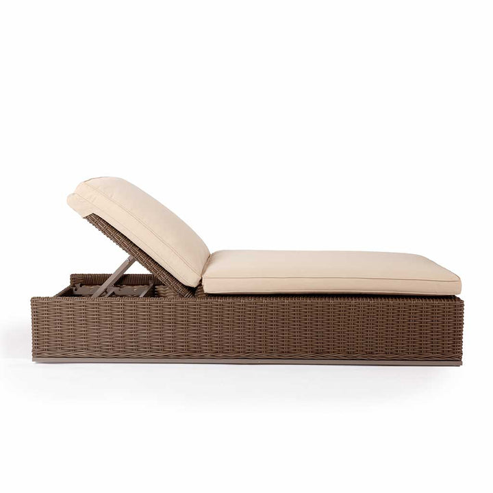 Valencia Chaise Lounge || Brown/Cream