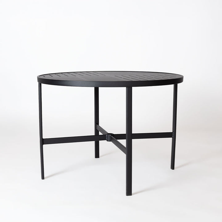 Bel Air 42" Round Aluminum Table