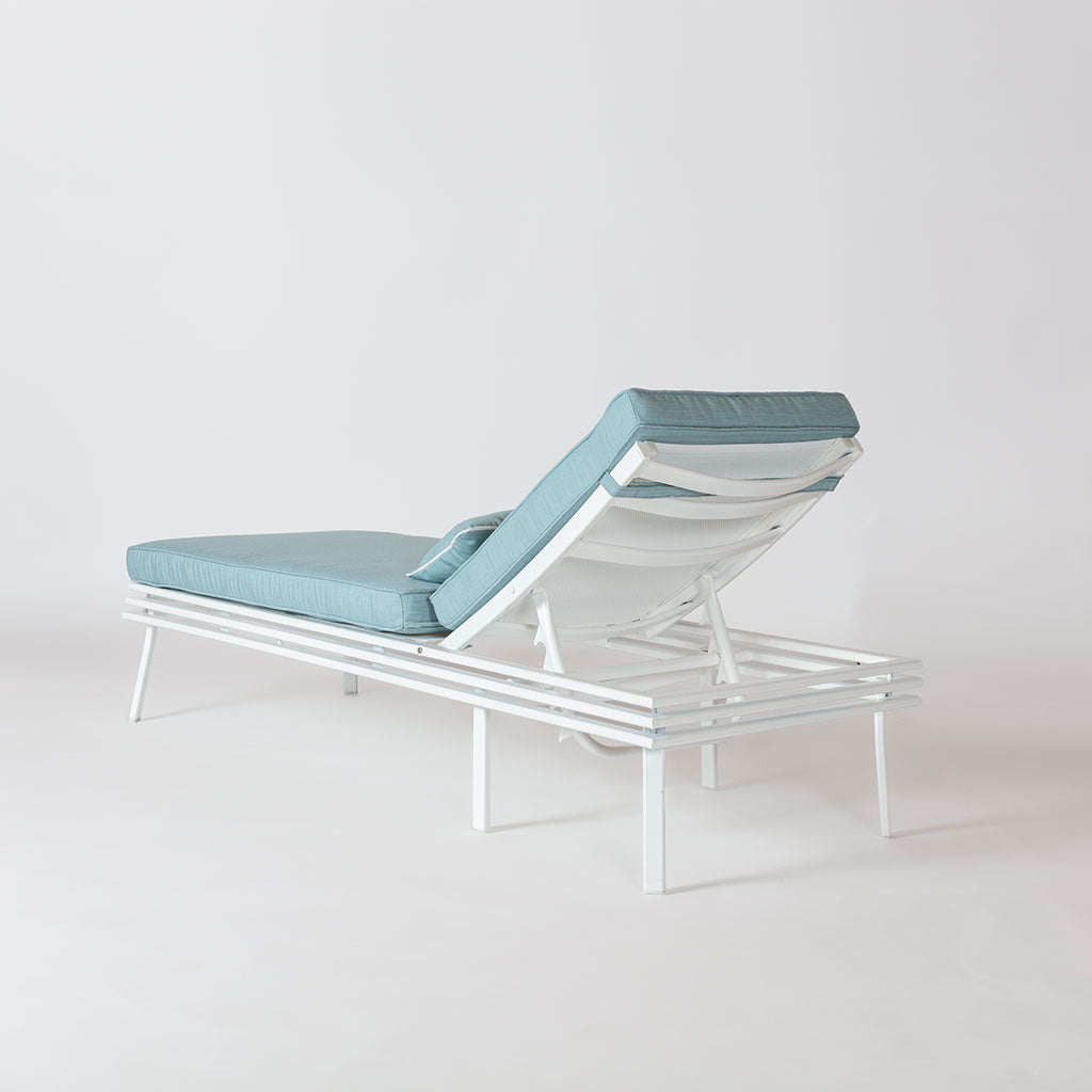 Saratoga Sling Chaise Lounge with Cushion