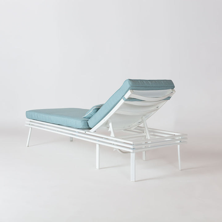 Saratoga Sling Chaise Lounge with Cushion