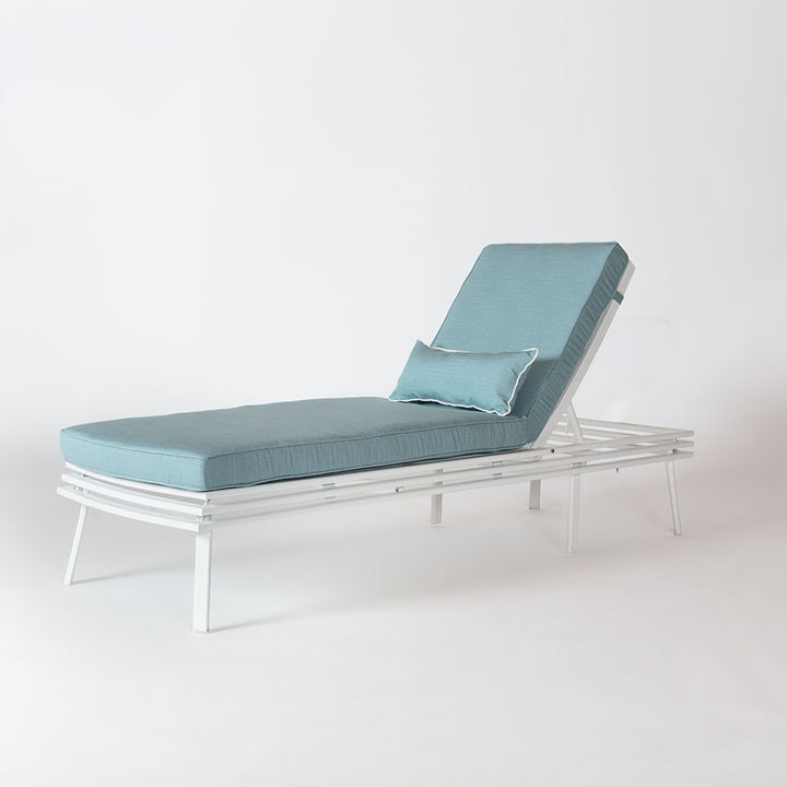 Saratoga Sling Chaise Lounge with Cushion