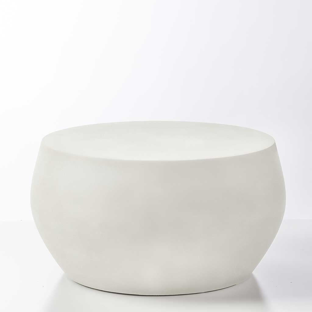 Astrid 28" Round Table