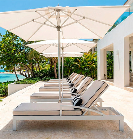 Essential Customizable Lounge