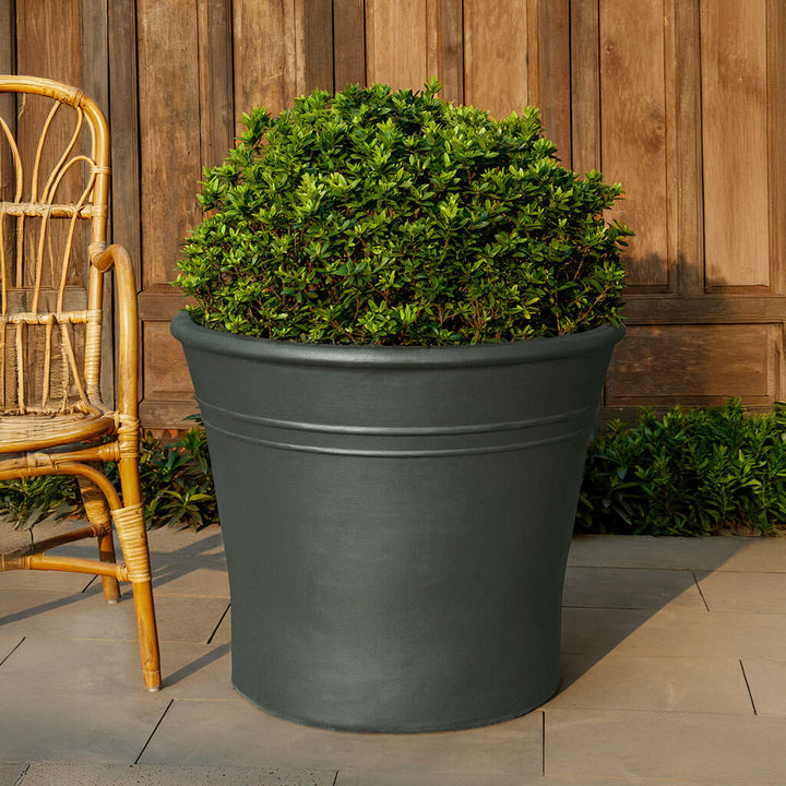 Cairanne Planter