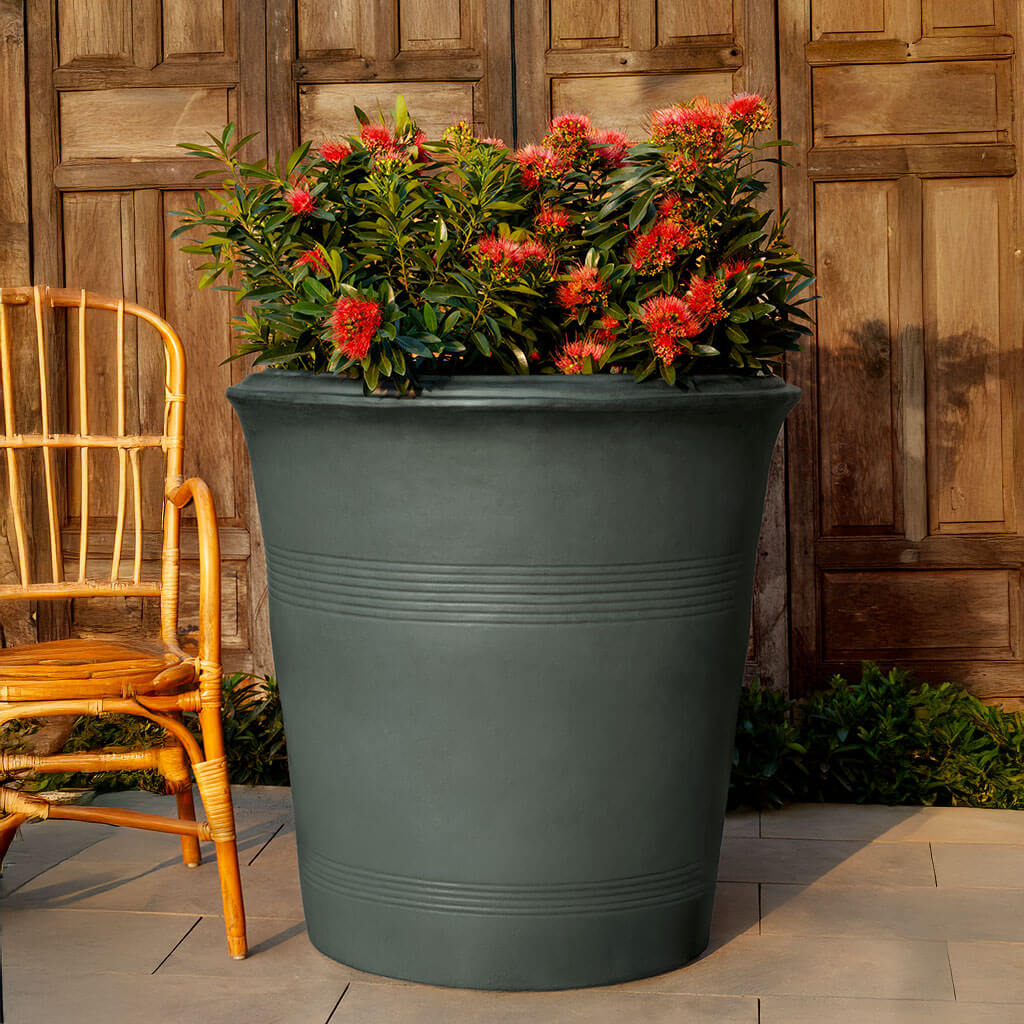 Las Palmeras Planter