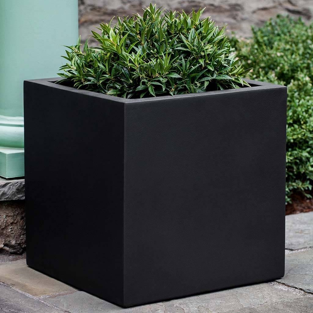 Farnley Planter
