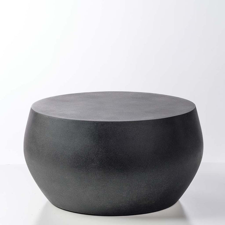 Astrid 28" Round Table