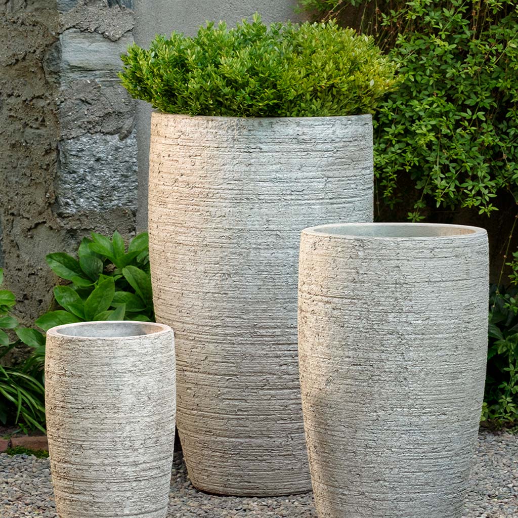 Las Rocas Planter, 18 Inch