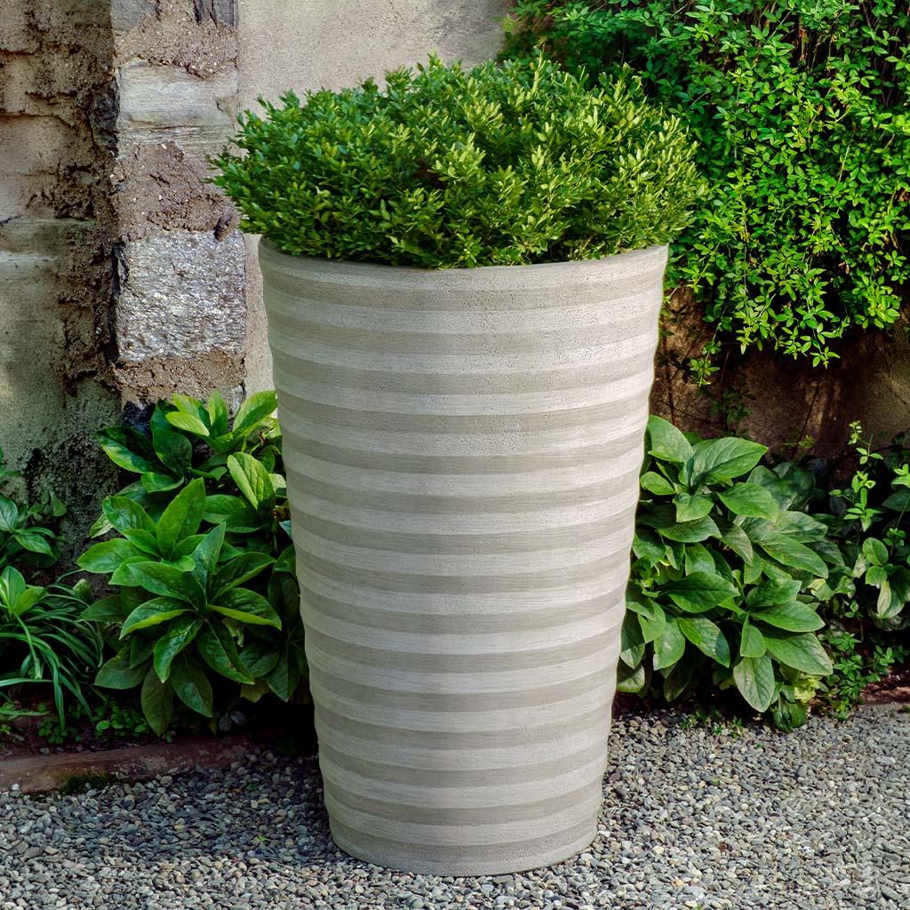 Conica Planter