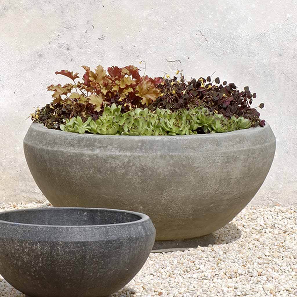 Giulia Planter