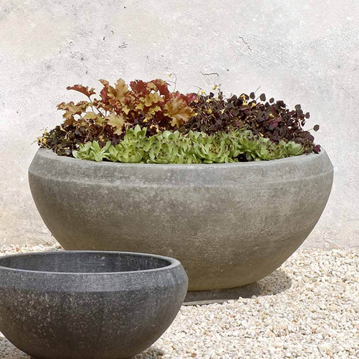 Giulia Planter