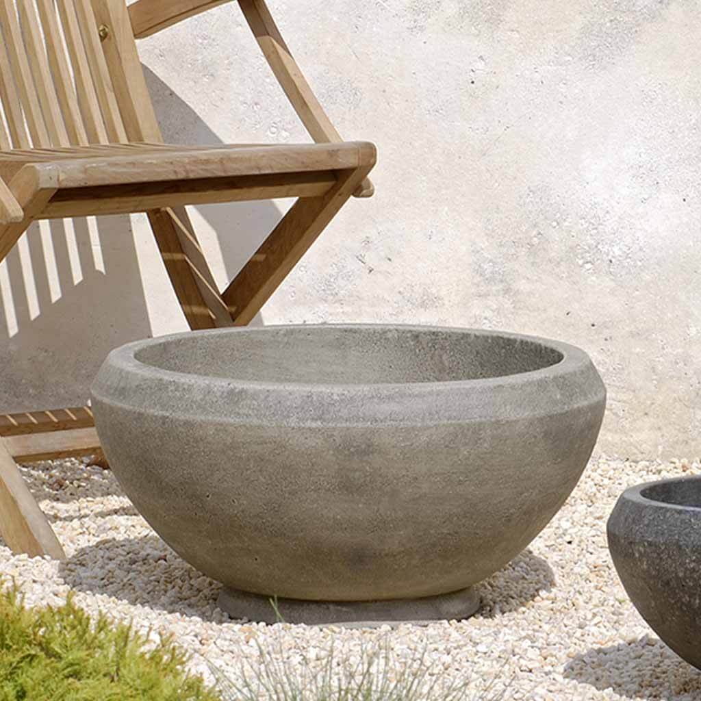 Giulia Planter