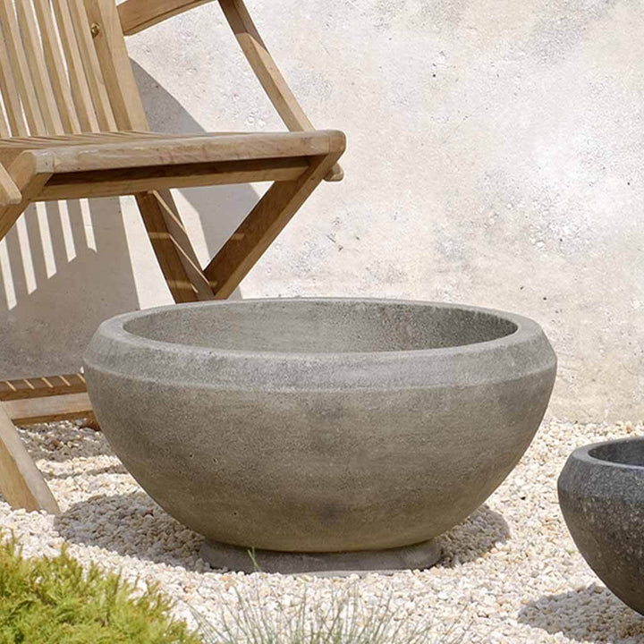 Giulia Planter