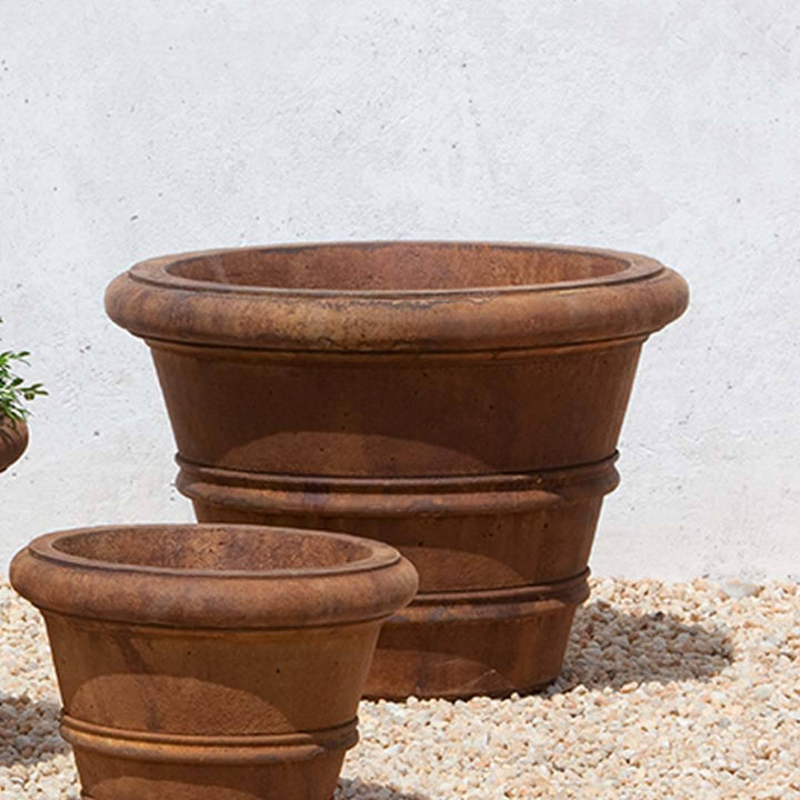 Classic Rolled Rim Planter, Medium