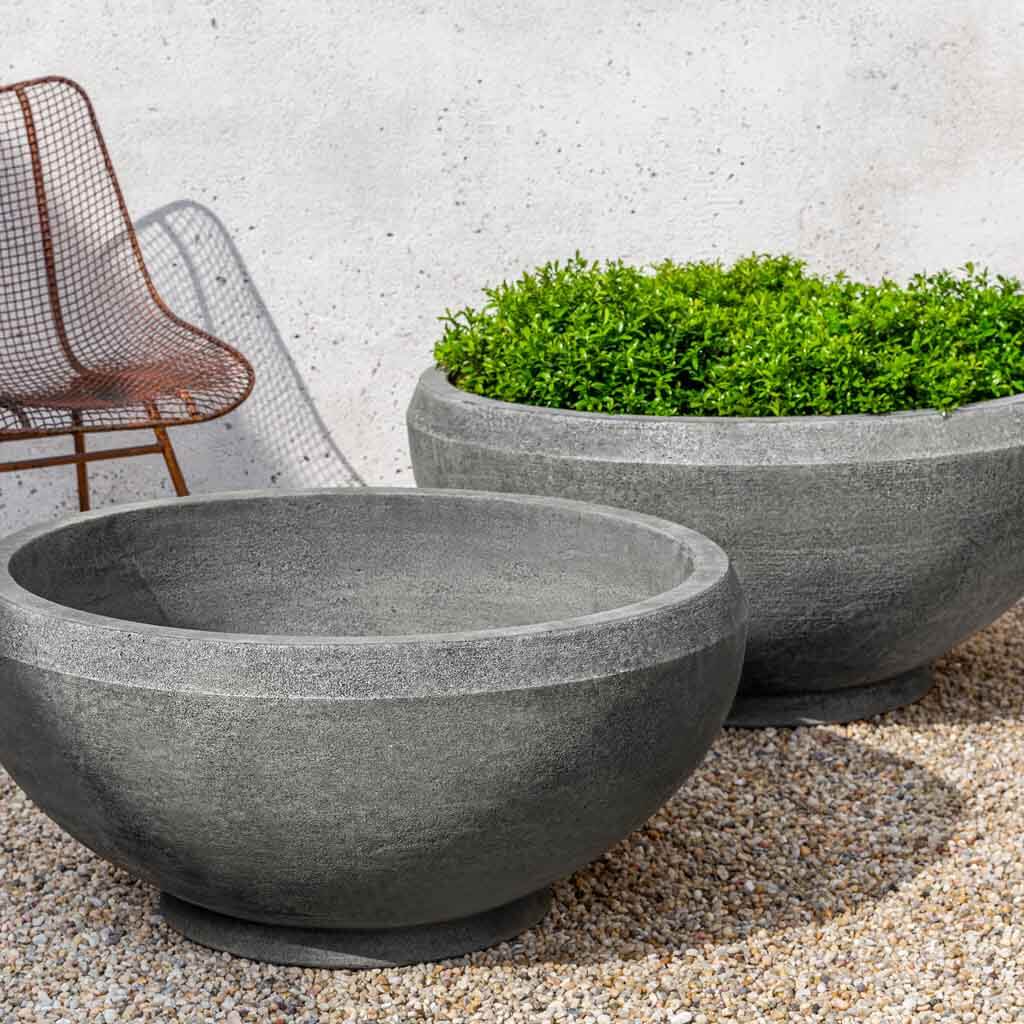 Giulia Planter