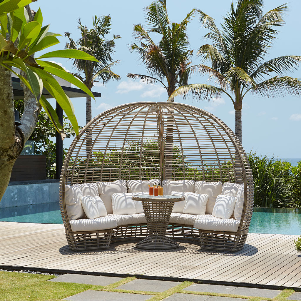 Sanctuary Daybed || Kubu Mushroom