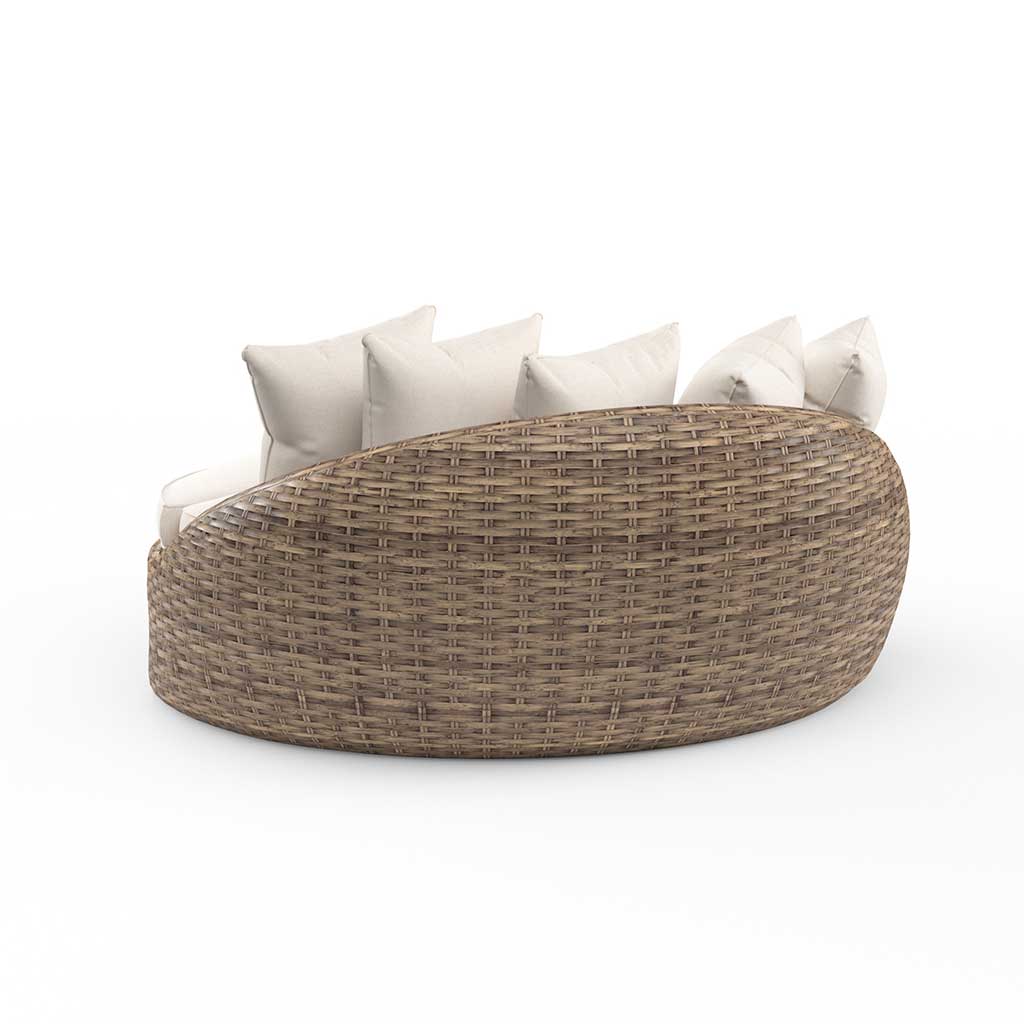 Amelia Round Daybed || Aged Tobacco