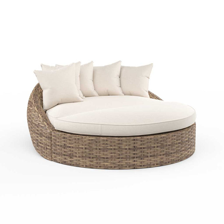 Amelia Round Daybed || Aged Tobacco