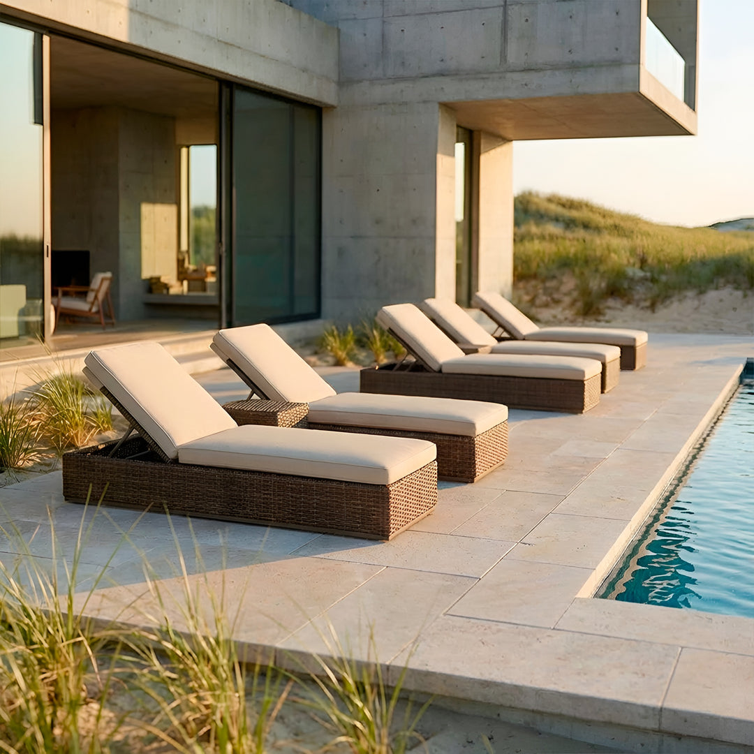 Valencia Chaise Lounge || Brown/Cream