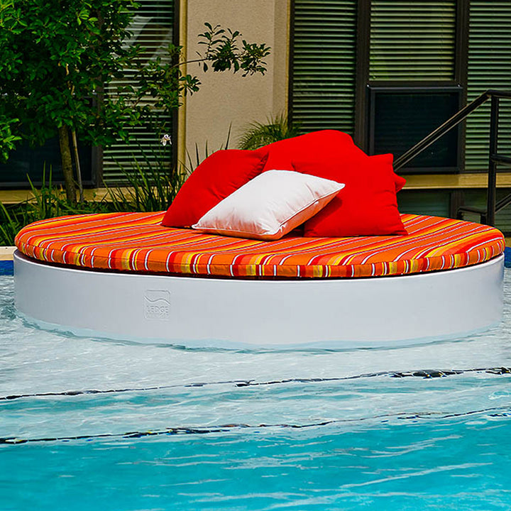 Aqua In/Out Water Round Daybed