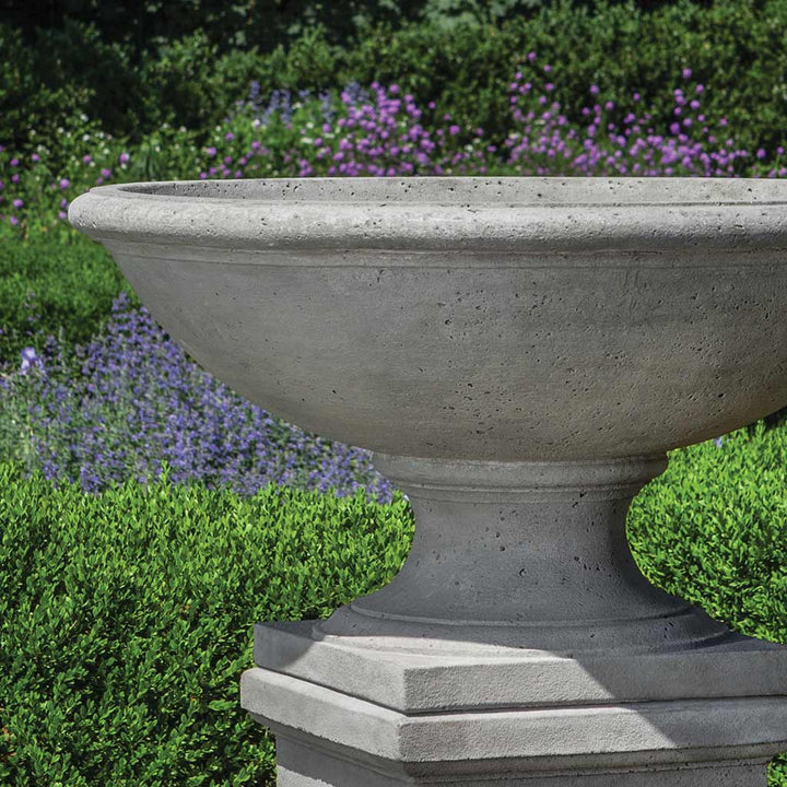 Monteros Urn